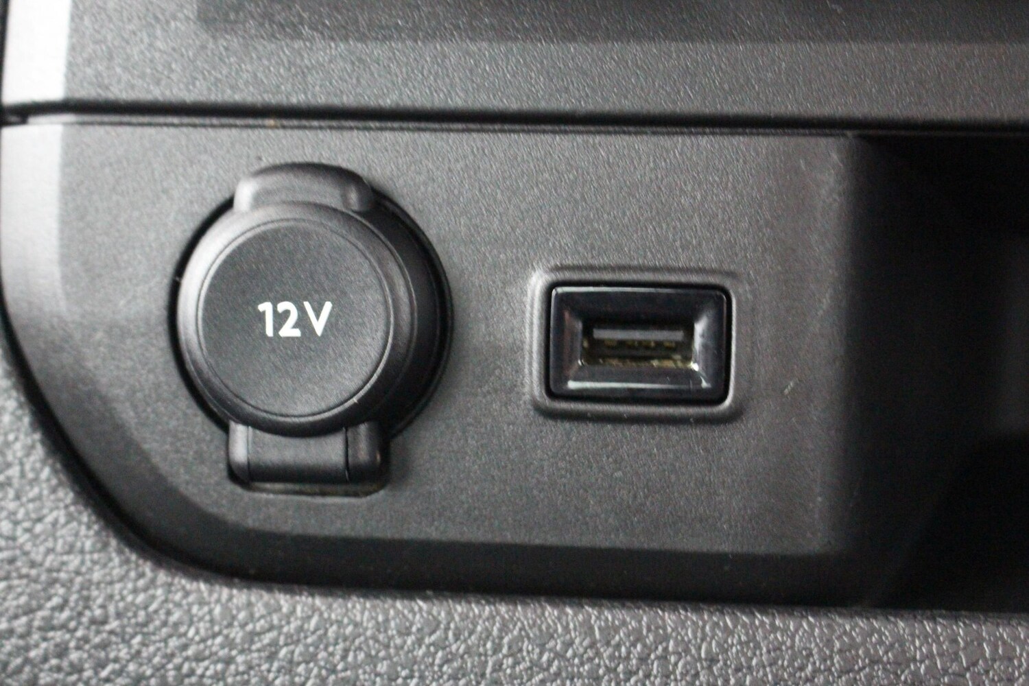 Used Peugeot Traveller 2020 for sale - 76540010: Photo 22