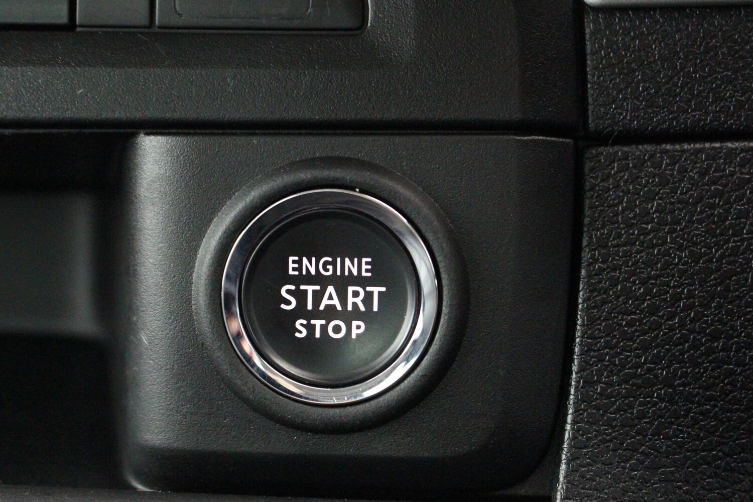 Used Peugeot Traveller 2020 for sale - 76540010: Photo 25