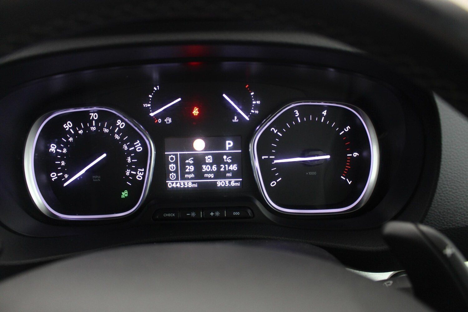 Used Peugeot Traveller 2020 for sale - 76540010: Photo 28