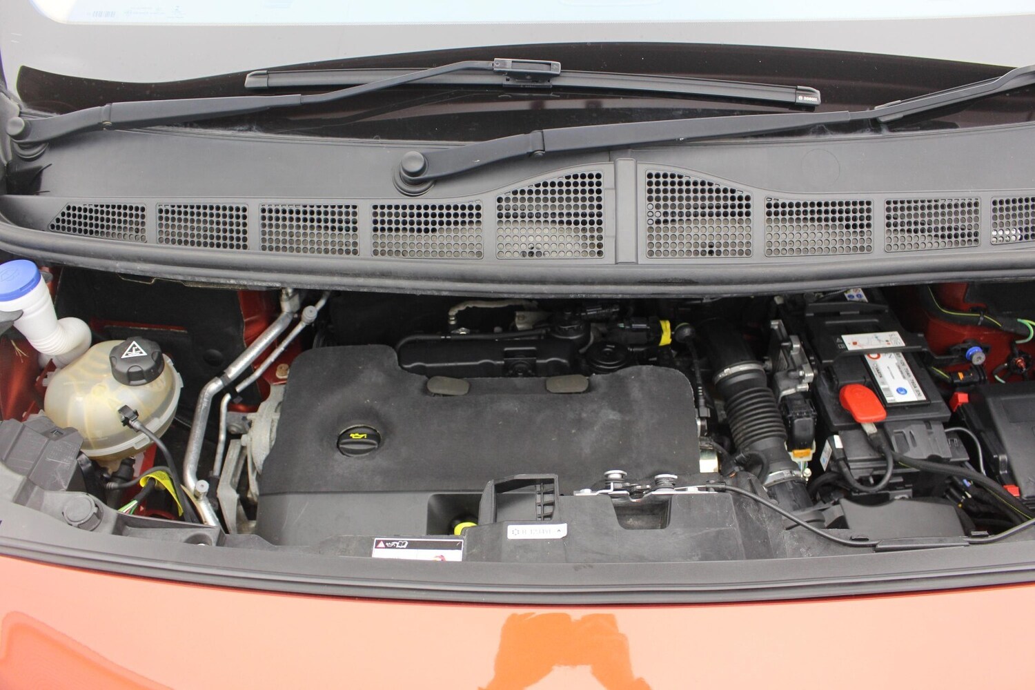 Used Peugeot Traveller 2020 for sale - 76540010: Photo 59