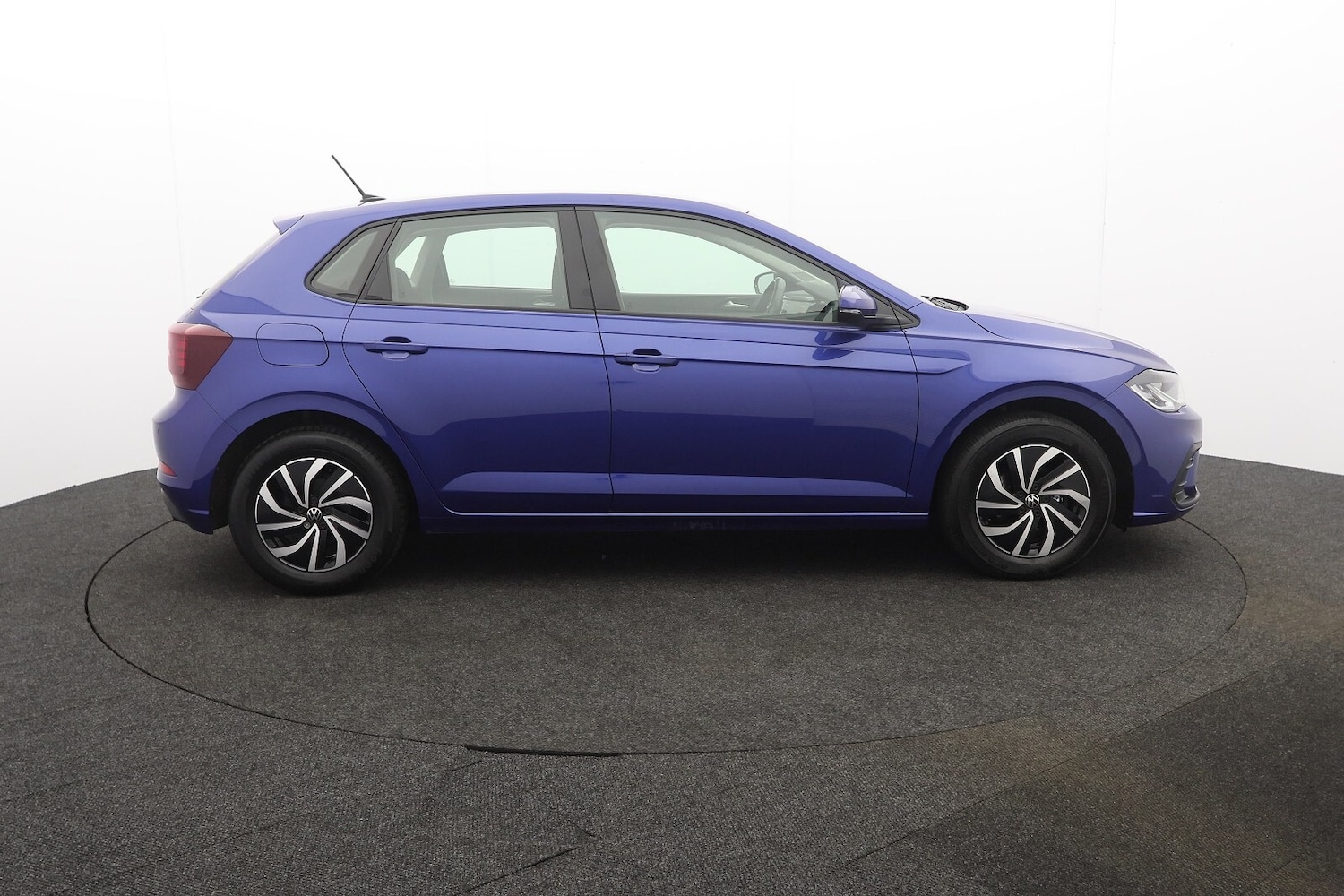 Used Volkswagen Polo 2023 for sale - 78186943: Photo 2