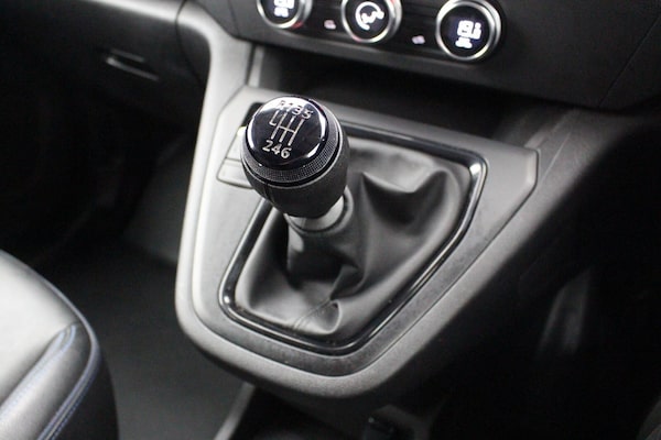 Used Nissan Other 2023 for sale - 76196141: Photo 28