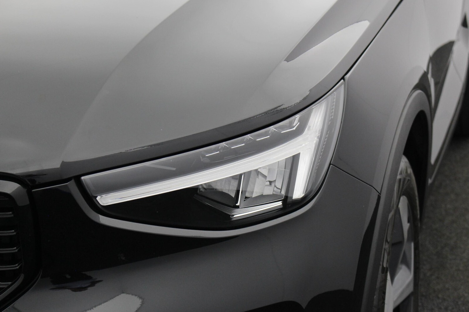 Used Volvo XC40 2024 for sale - 77031320: Photo 43