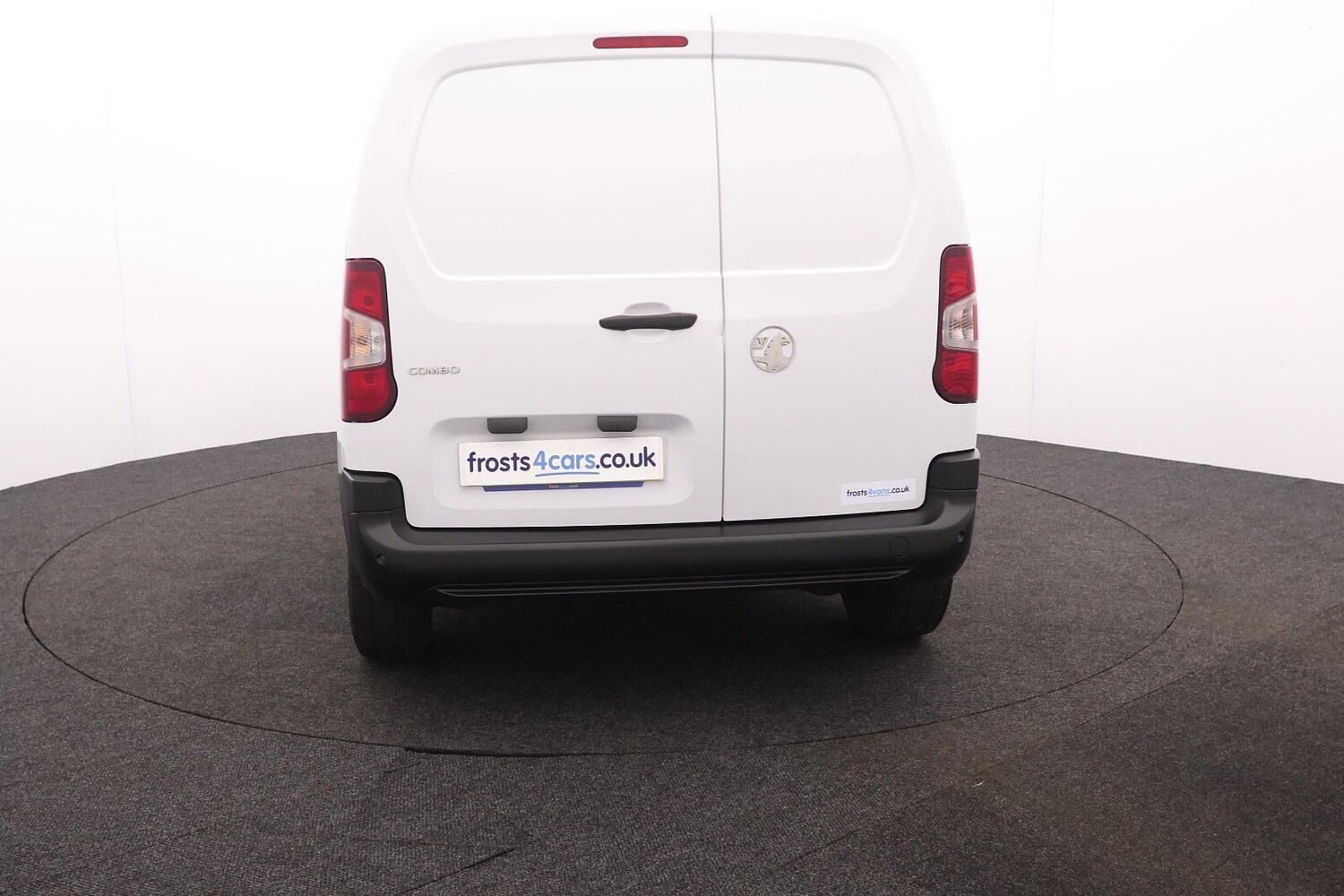 Used Vauxhall Combo 2024 for sale - 76272875: Photo 4
