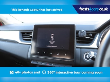 Used Renault Captur 2021 for sale - 76229320: Photo