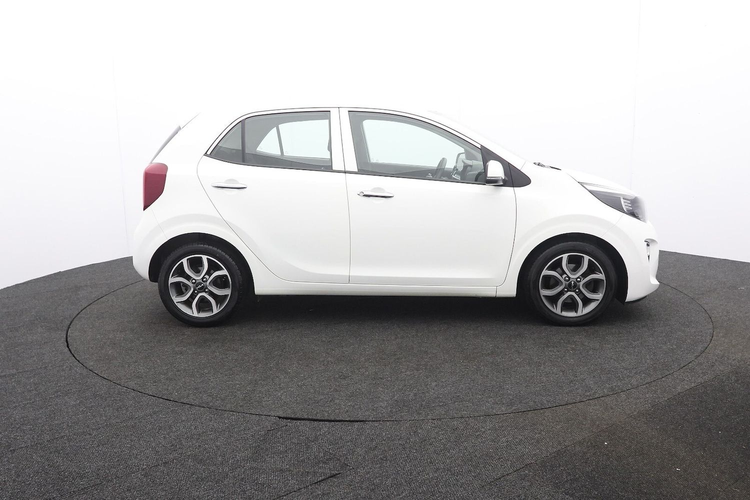 Used Kia Picanto 2022 for sale - 76817676: Photo 2