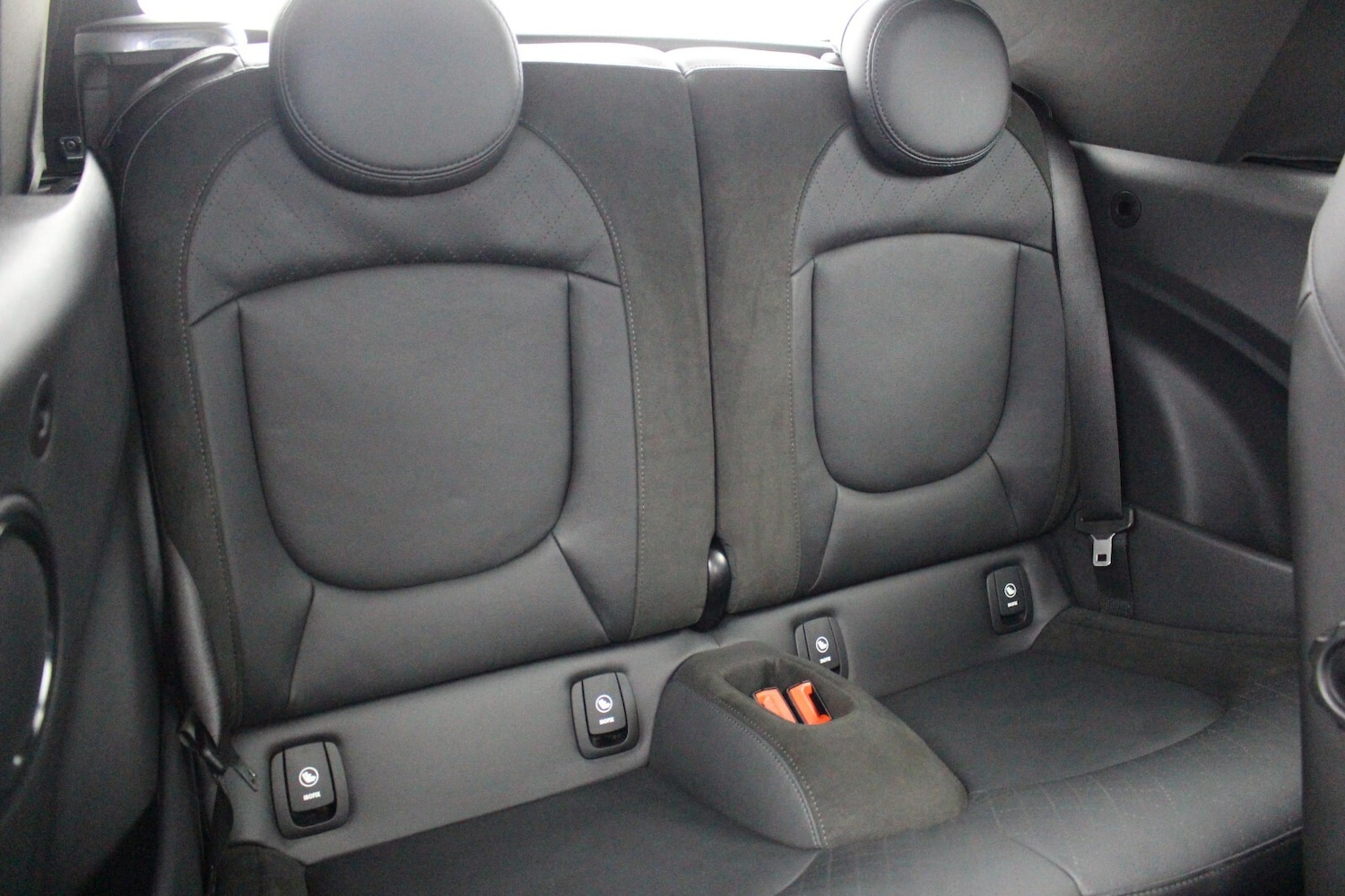 Used MINI Convertible 2020 for sale - 75967106: Photo 10