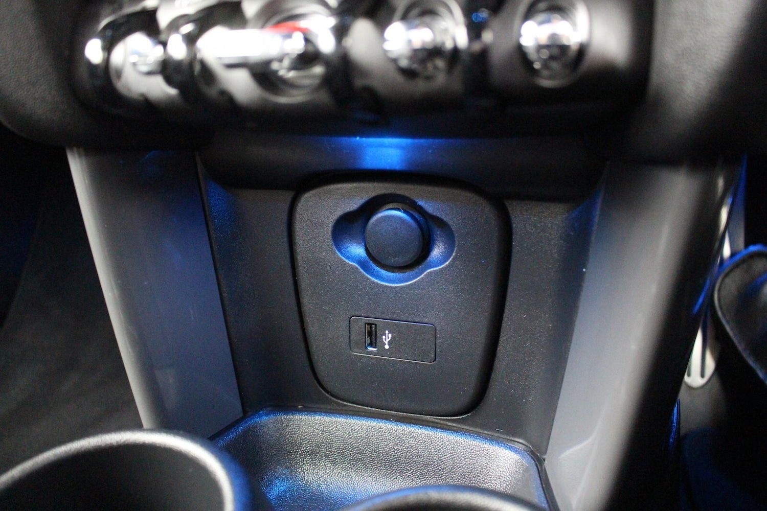 Used MINI Convertible 2020 for sale - 75967106: Photo 24