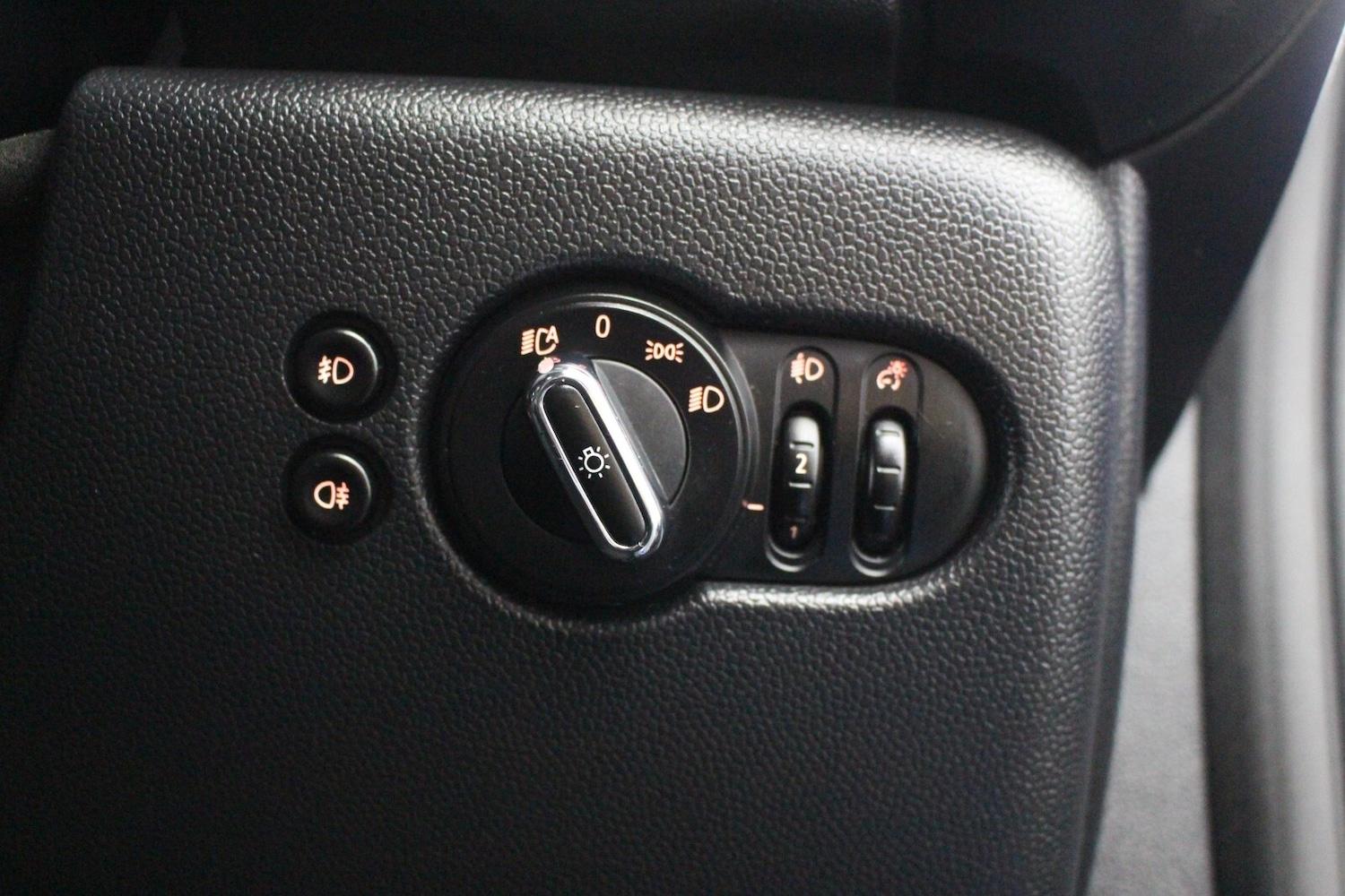 Used MINI Convertible 2020 for sale - 75967106: Photo 26