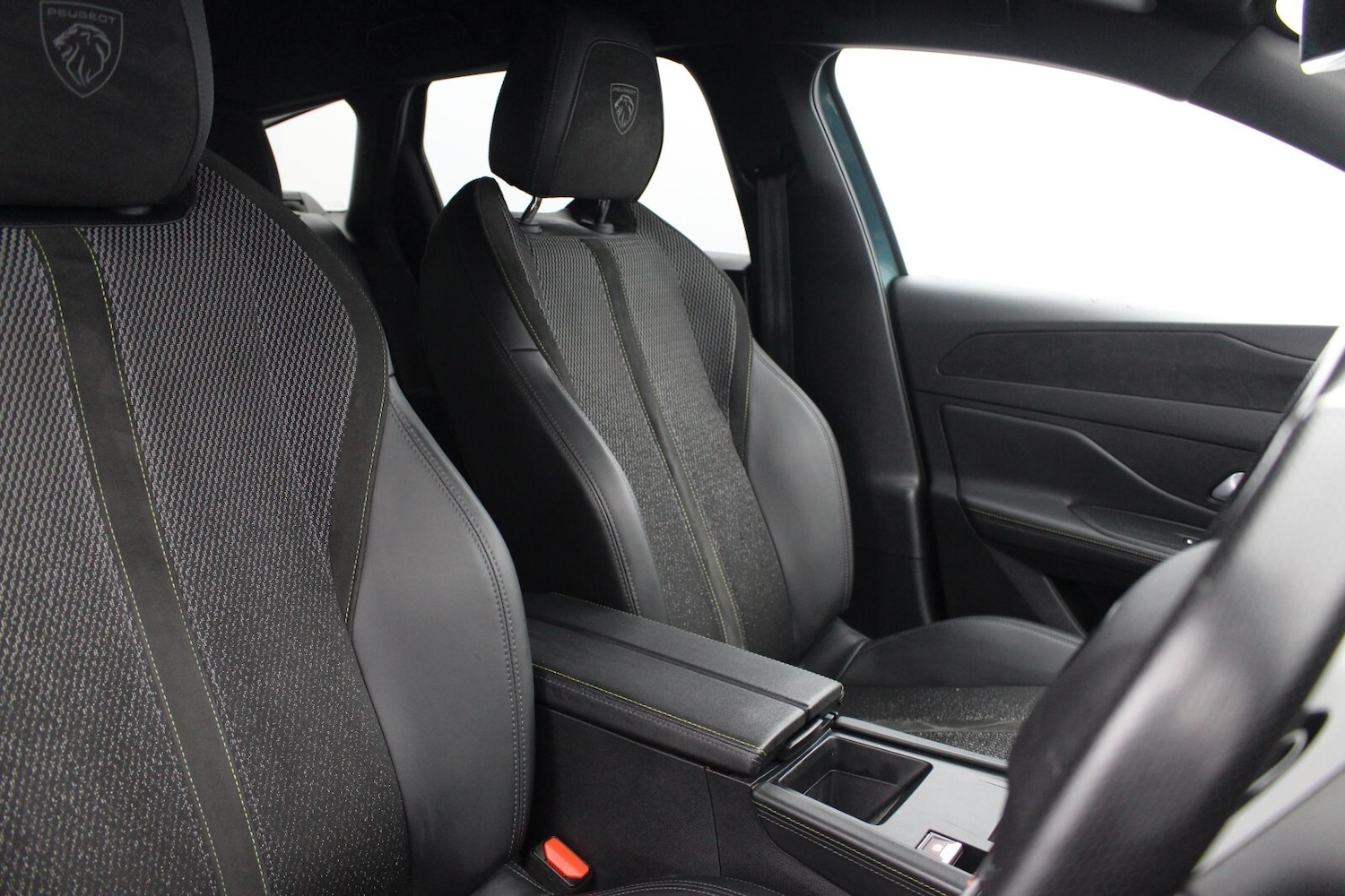 Used Peugeot 308 2024 for sale - 77660349: Photo 11