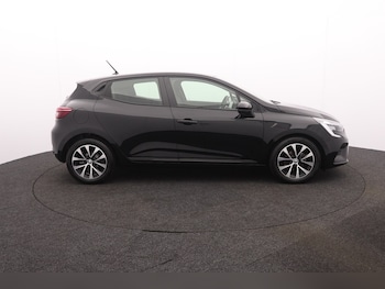 Used Renault Clio 2023 for sale - 76155009: Photo 2
