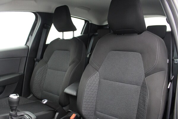 Used Renault Clio 2023 for sale - 76155009: Photo 7