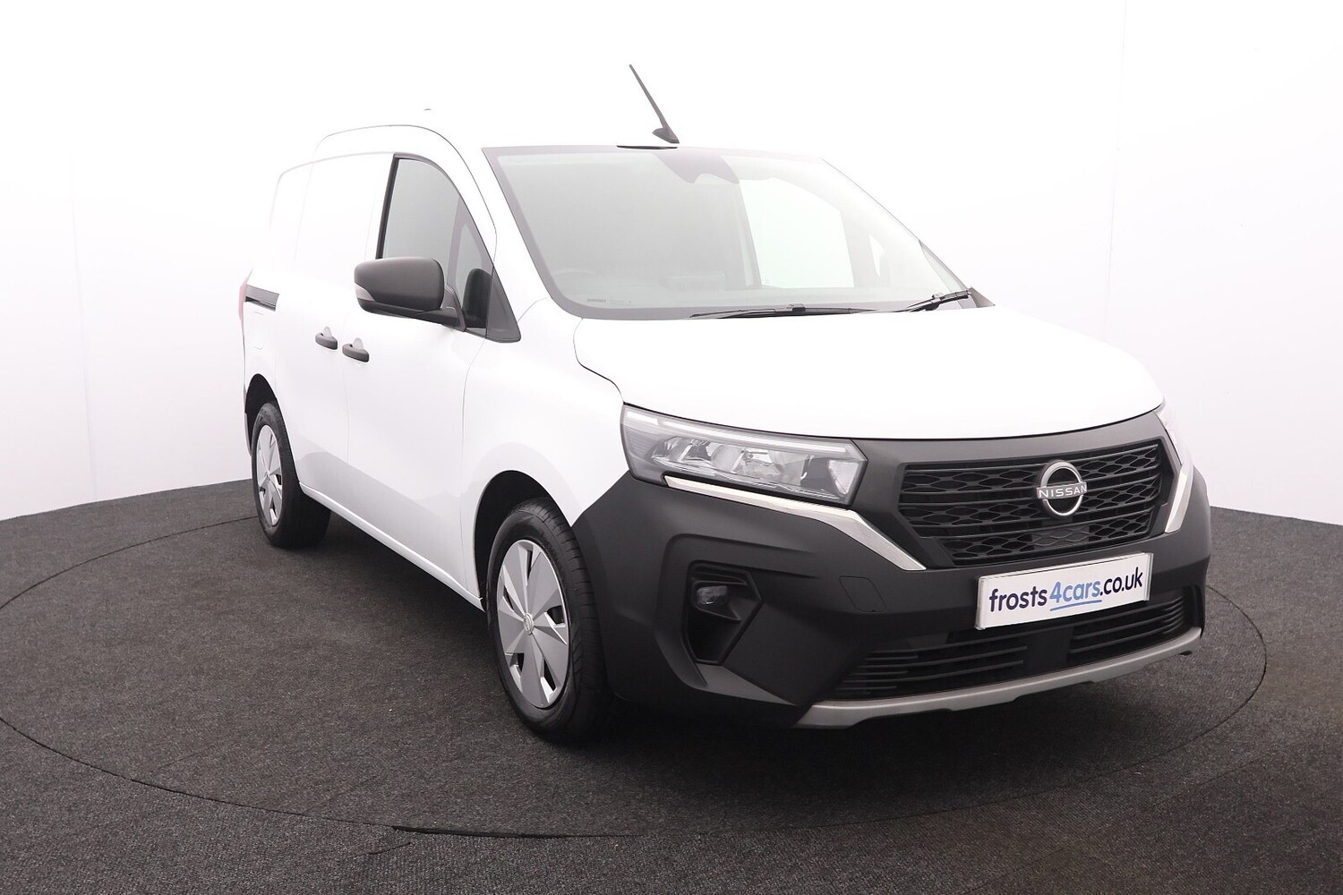 Used Nissan Other 2023 for sale - 77740002: Photo 35