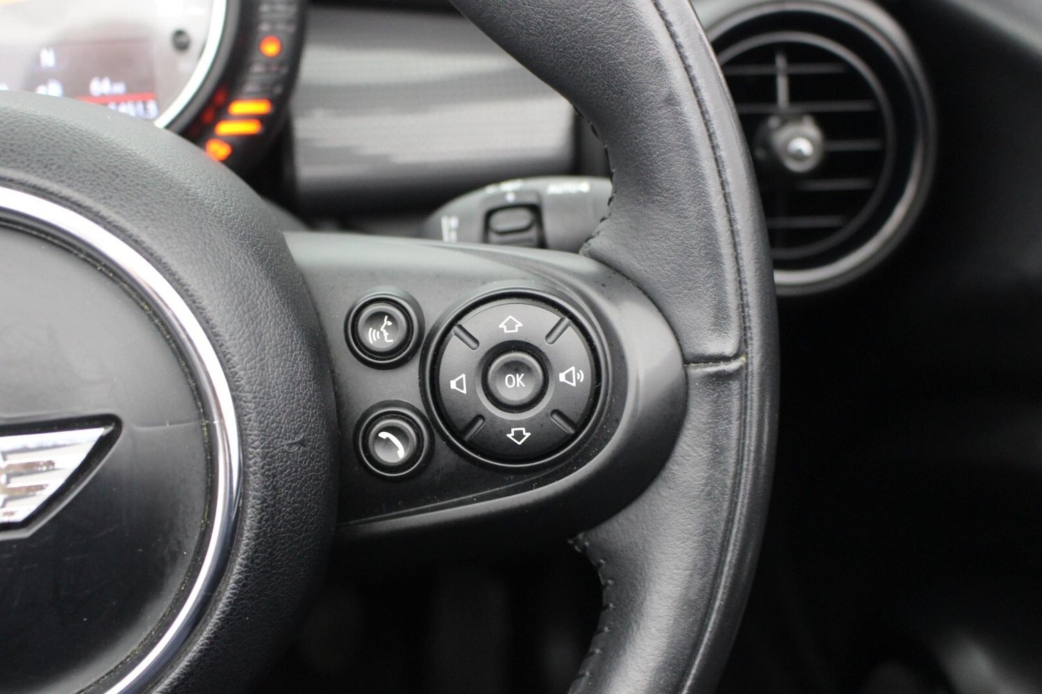 Used MINI Convertible 2016 for sale - 77917924: Photo 16