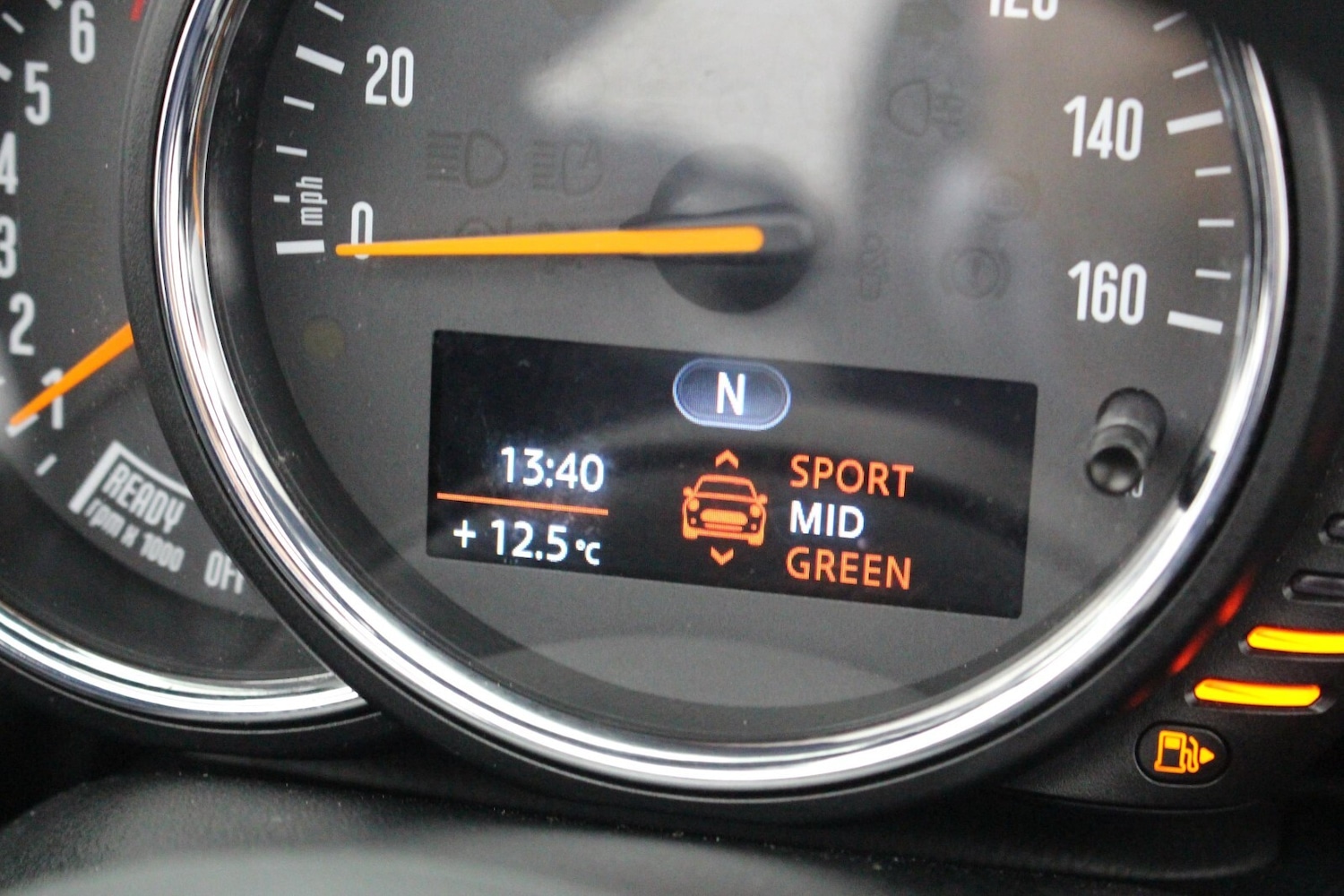 Used MINI Convertible 2016 for sale - 77917924: Photo 17