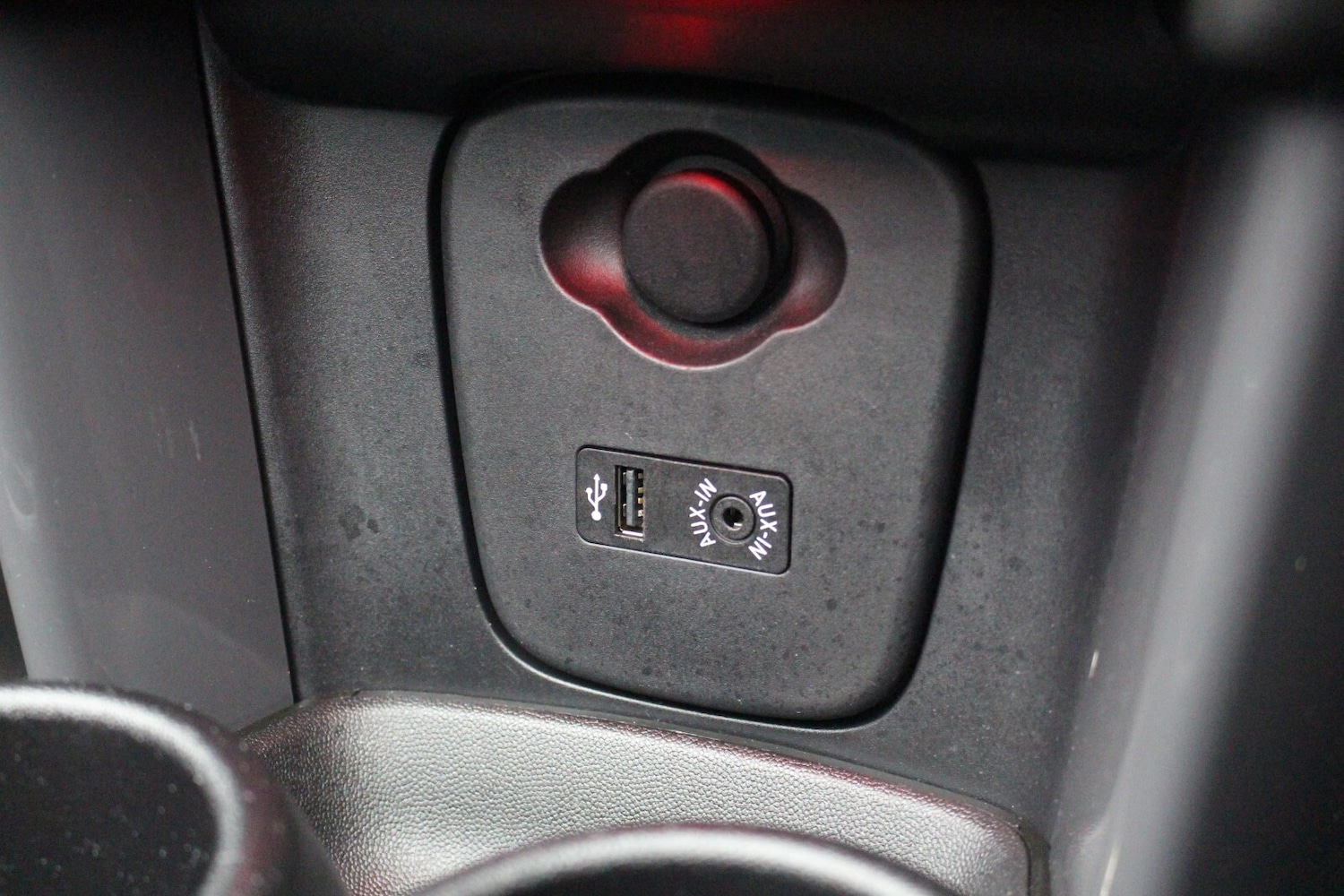 Used MINI Convertible 2016 for sale - 77917924: Photo 19