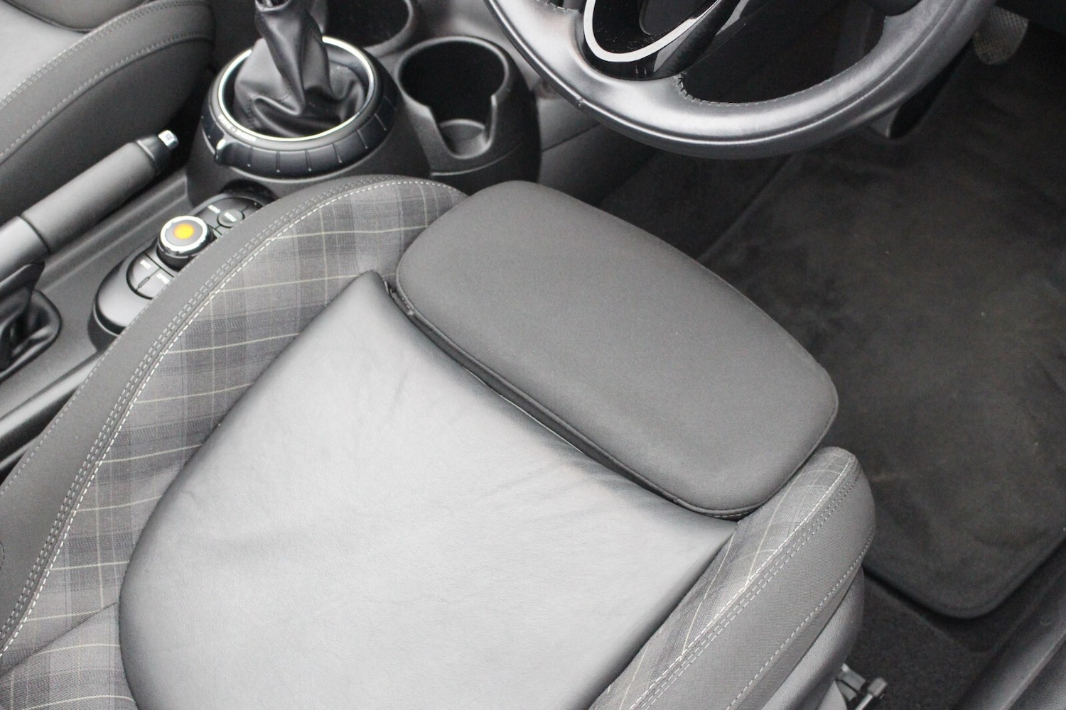 Used MINI Convertible 2016 for sale - 77917924: Photo 26