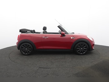 Used MINI Convertible 2016 for sale - 77917924: Photo