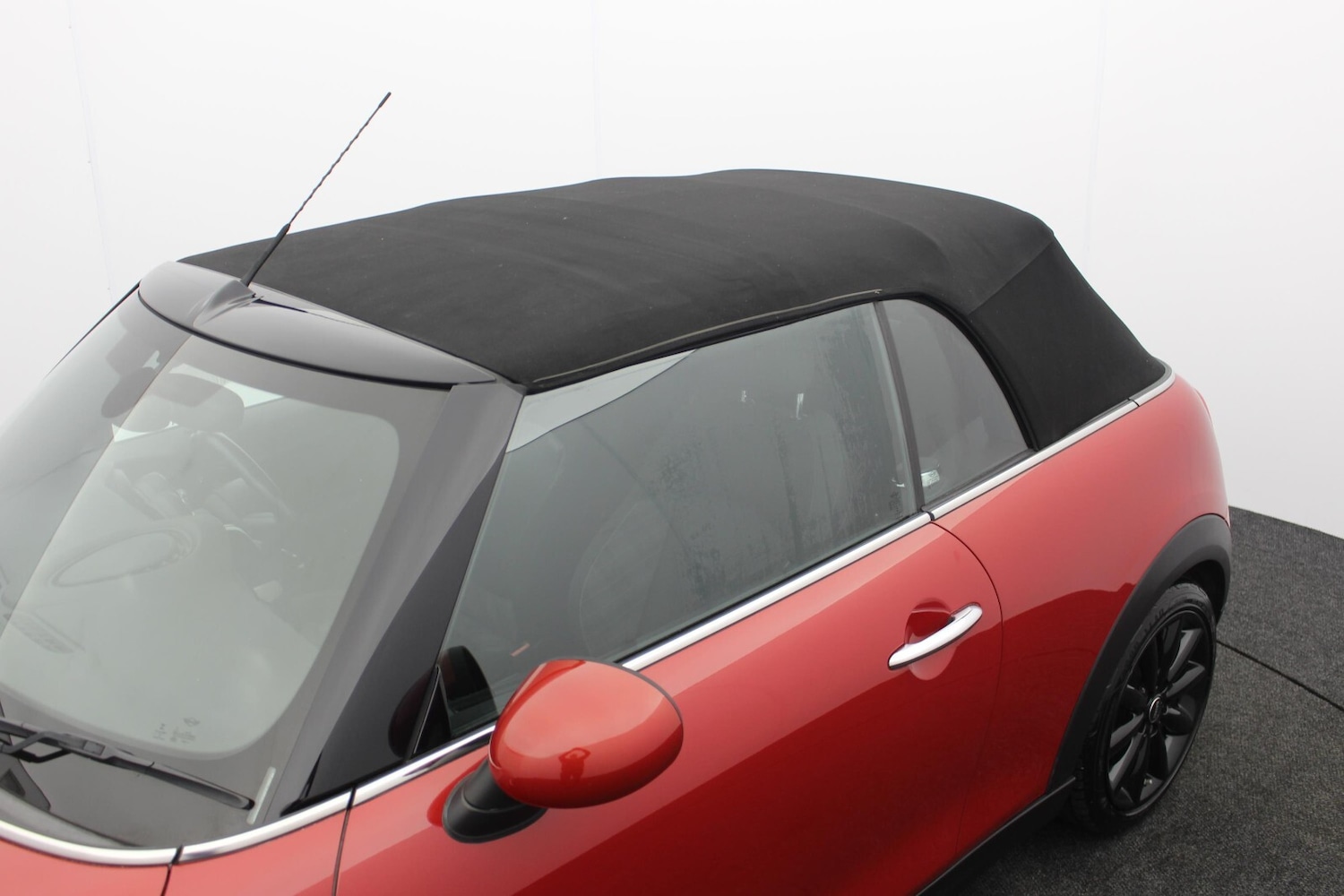 Used MINI Convertible 2016 for sale - 77917924: Photo 30