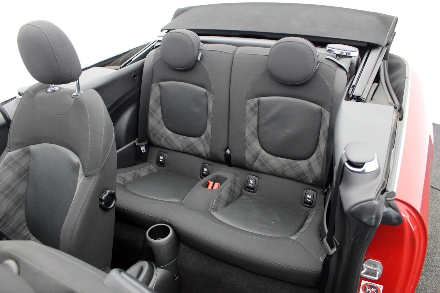 Used MINI Convertible 2016 for sale - 77917924: Photo 8