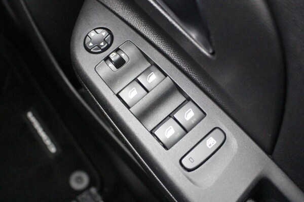 Used Vauxhall Corsa 2022 for sale - 76003600: Photo 19