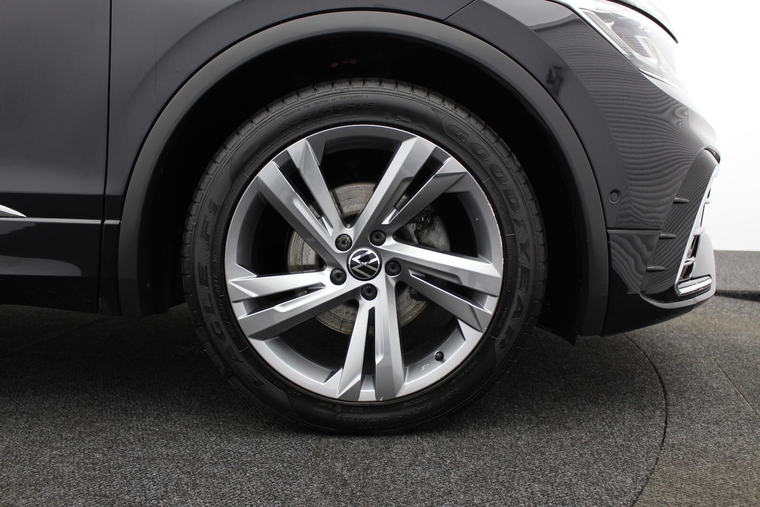 Used Volkswagen Tiguan 2023 for sale - 77732377: Photo 49