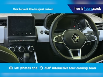 Used Renault Clio 2023 for sale - 78328749: Photo