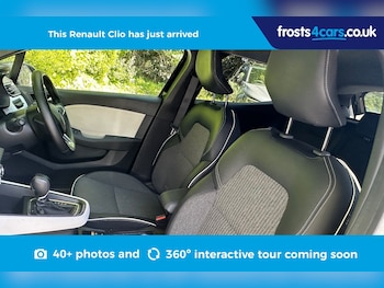 Used Renault Clio 2023 for sale - 78328749: Photo