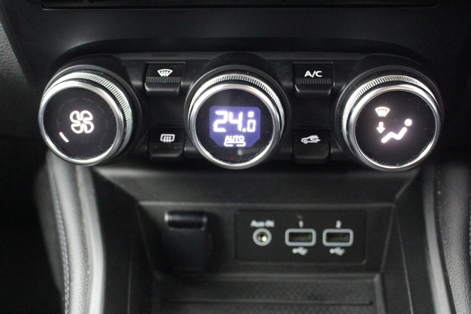 Used Renault Zoe 2023 for sale - 77803763: Photo 17