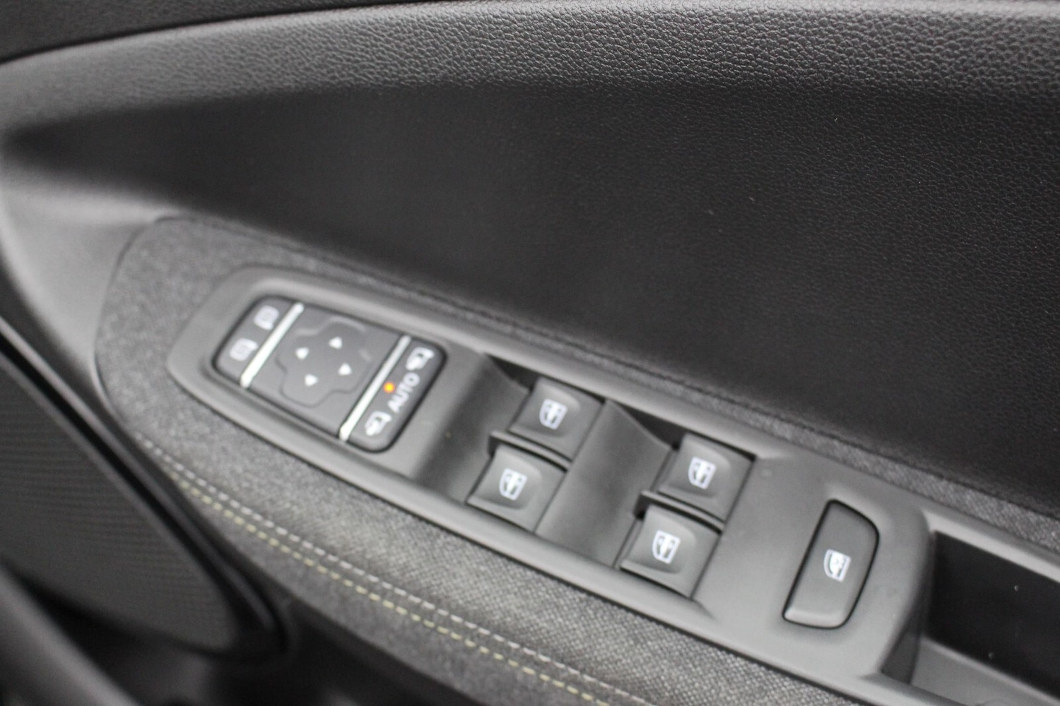 Used Renault Zoe 2023 for sale - 77803763: Photo 25