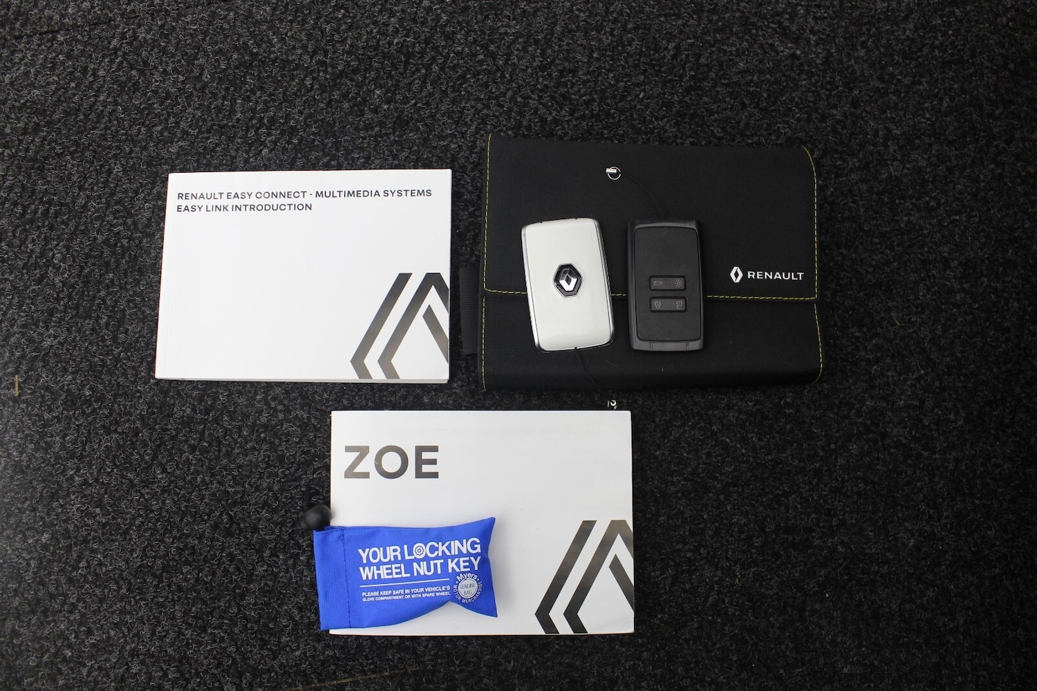 Used Renault Zoe 2023 for sale - 77803763: Photo 35