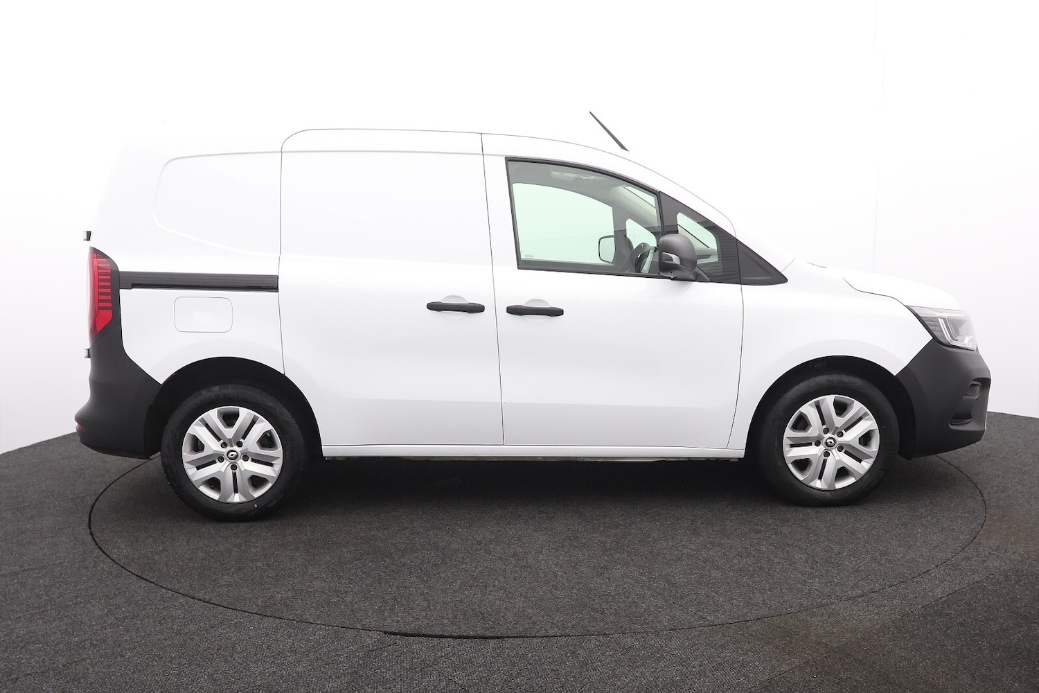 Used Renault Kangoo 2024 for sale - 77717880: Photo 35