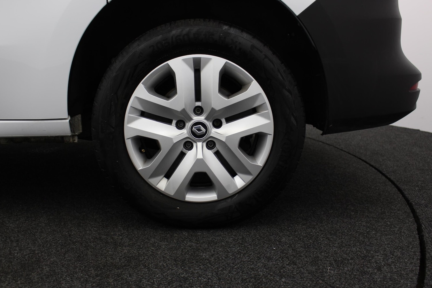 Used Renault Kangoo 2024 for sale - 77717880: Photo 39