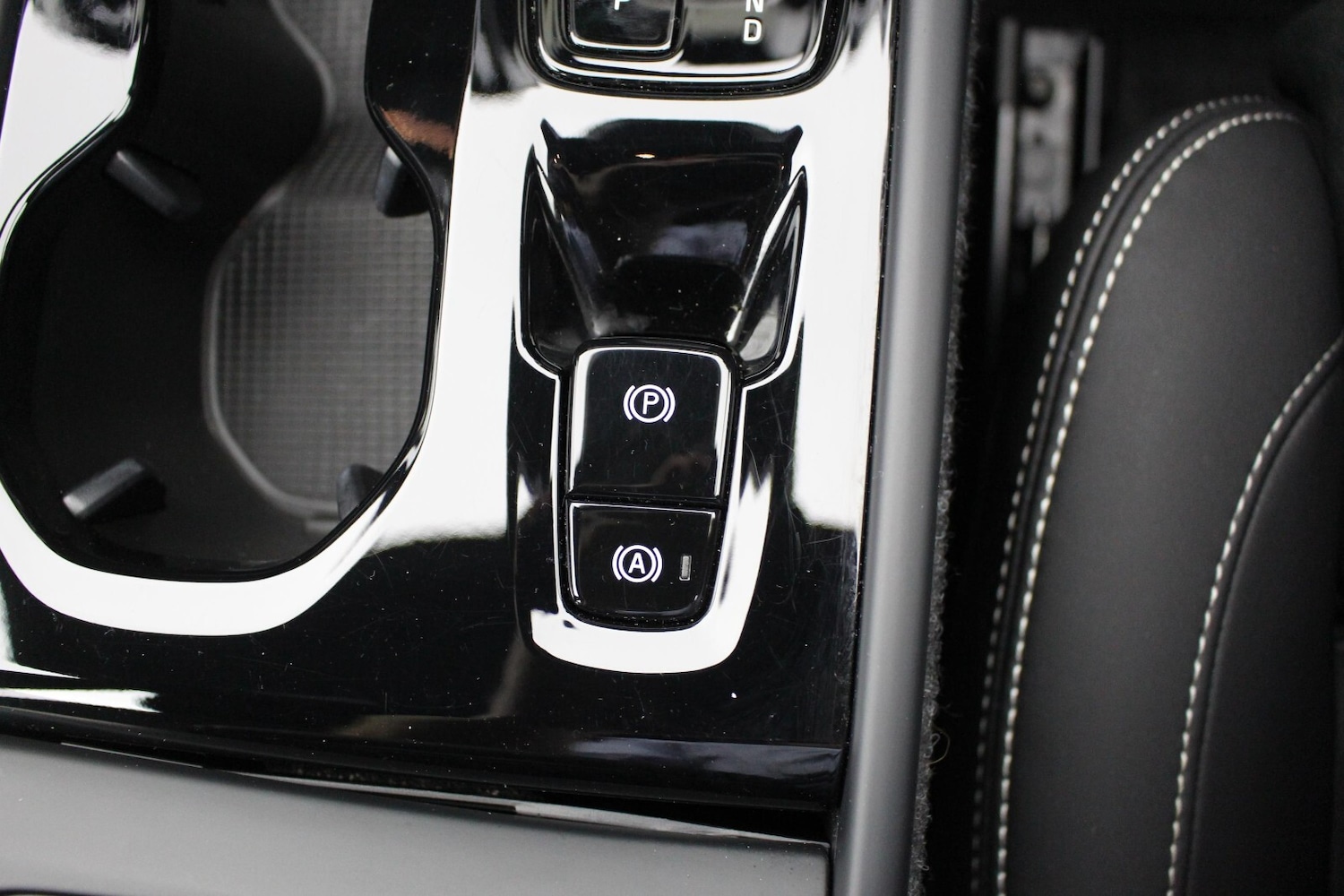 Used Volvo XC40 2025 for sale - 77965068: Photo 26