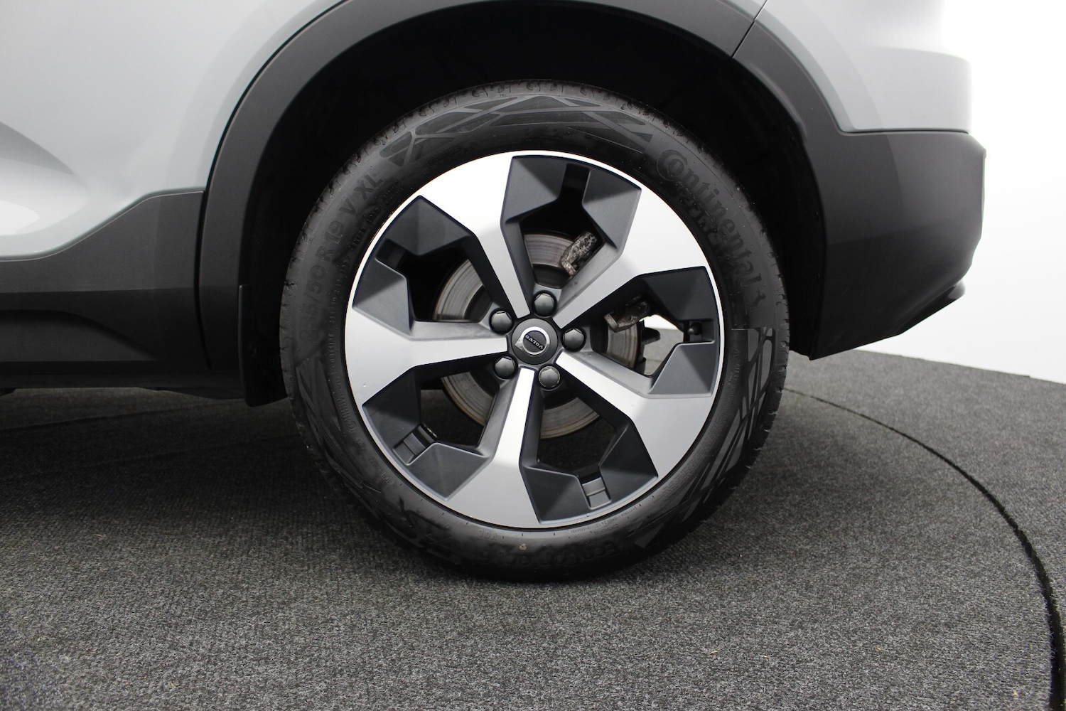 Used Volvo XC40 2025 for sale - 77965068: Photo 51