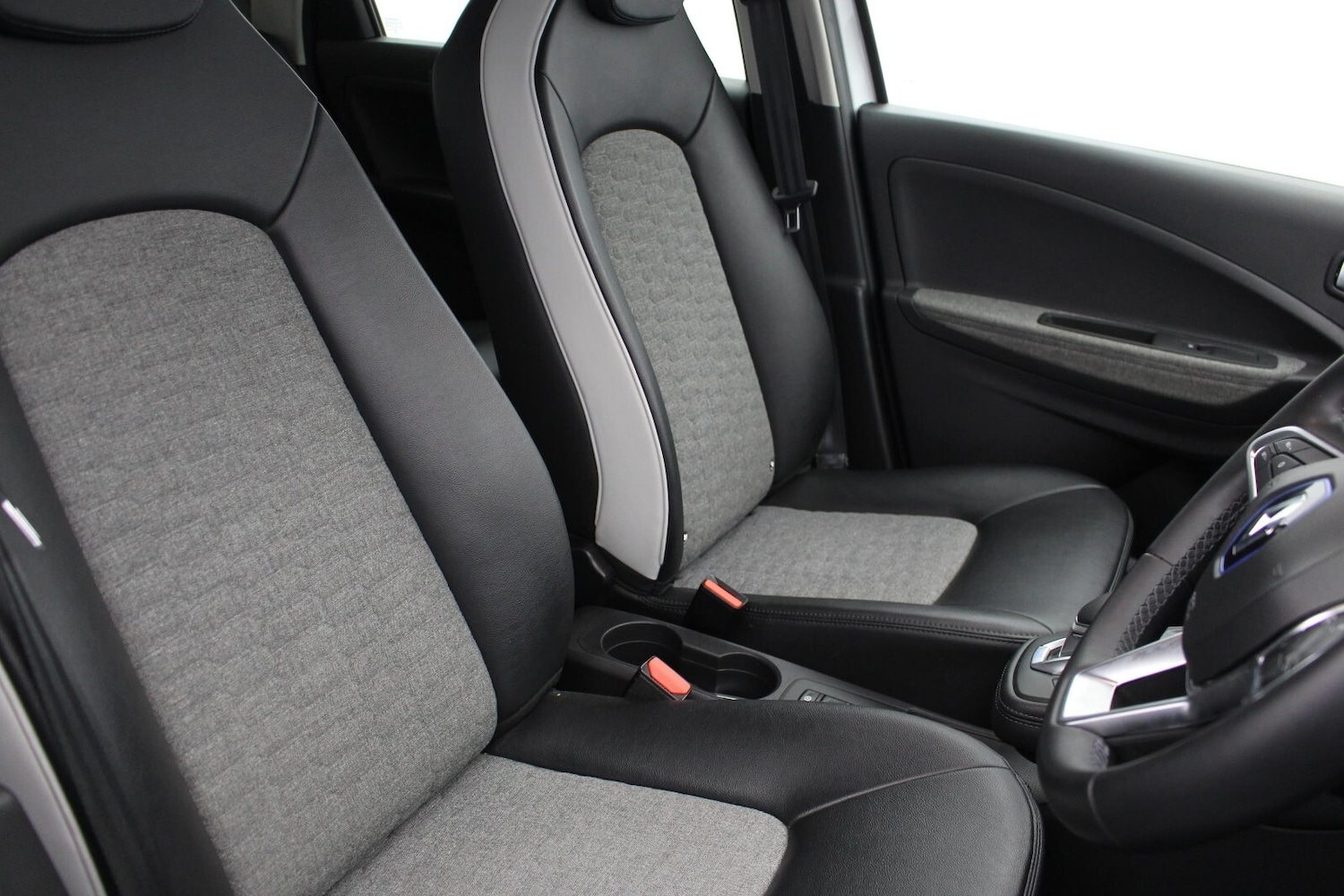 Used Renault Zoe 2020 for sale - 76420492: Photo 10