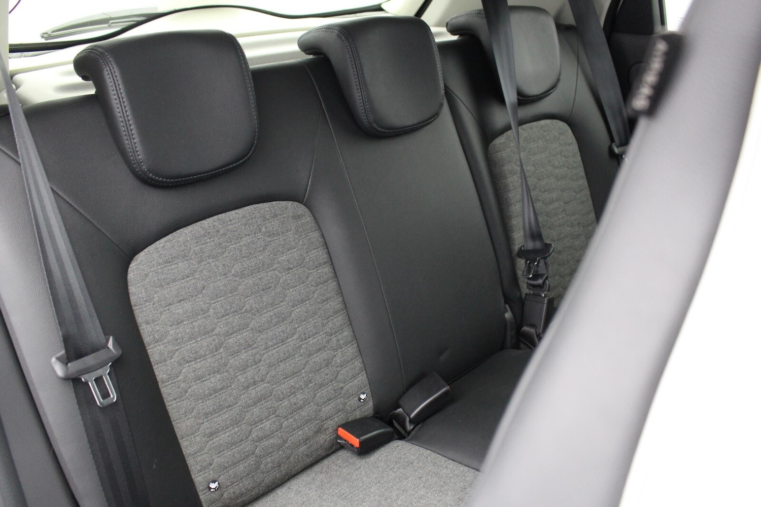 Used Renault Zoe 2020 for sale - 76420492: Photo 11