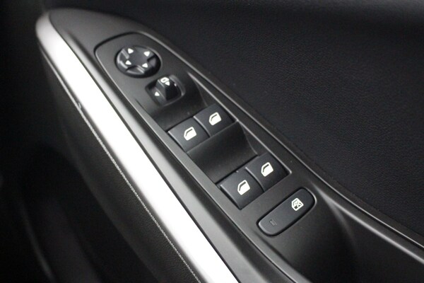 Used Vauxhall Grandland 2024 for sale - 76074622: Photo 23