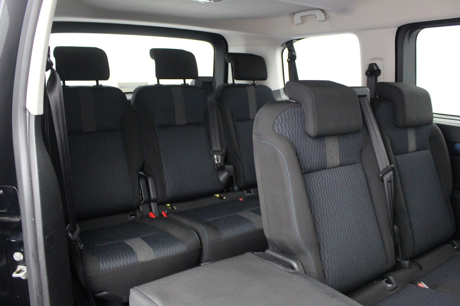 Used Peugeot Traveller 2020 for sale - 76552274: Photo 11