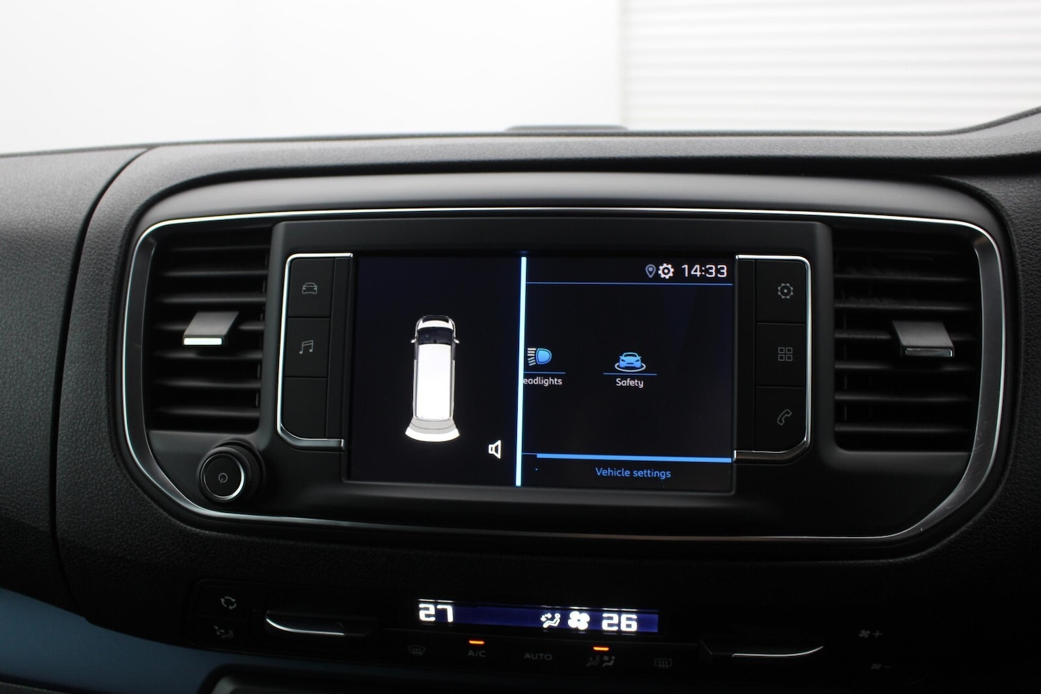 Used Peugeot Traveller 2020 for sale - 76552274: Photo 15