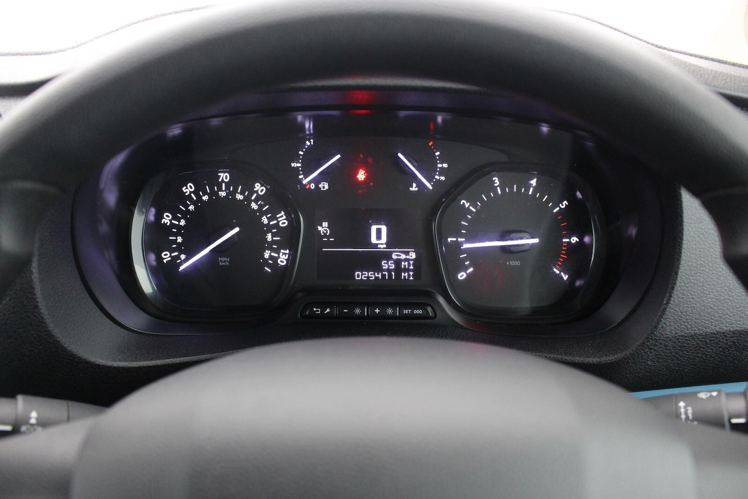 Used Peugeot Traveller 2020 for sale - 76552274: Photo 21