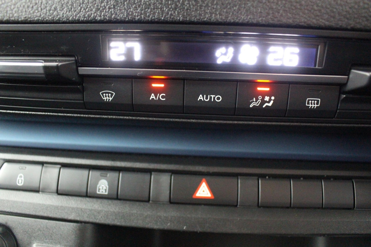 Used Peugeot Traveller 2020 for sale - 76552274: Photo 22