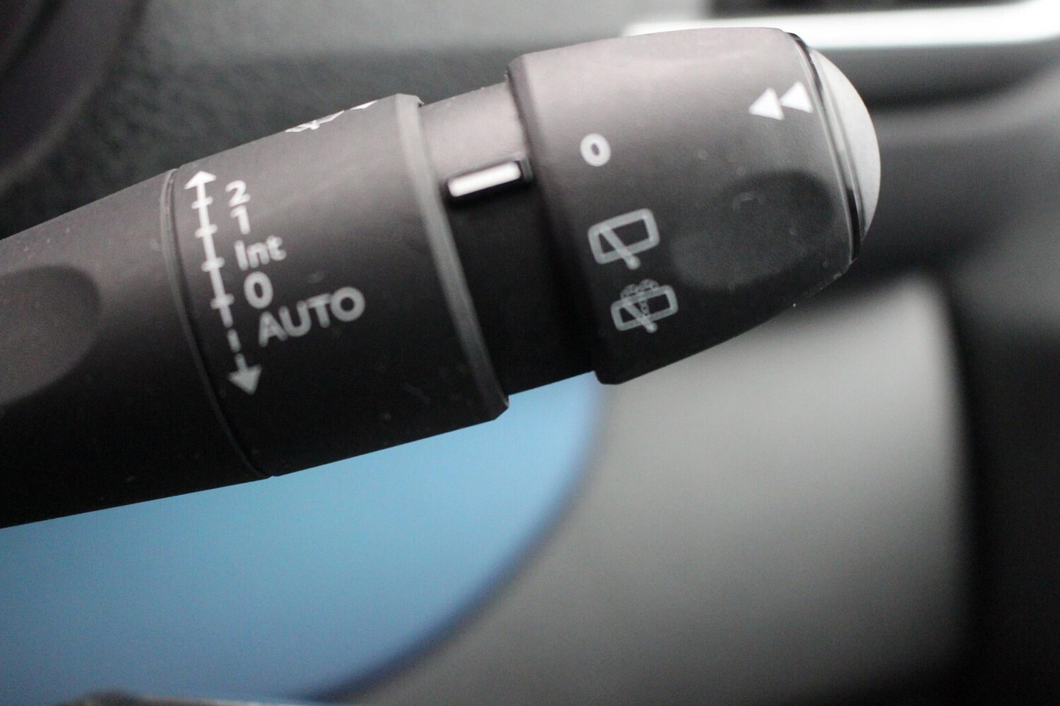 Used Peugeot Traveller 2020 for sale - 76552274: Photo 25