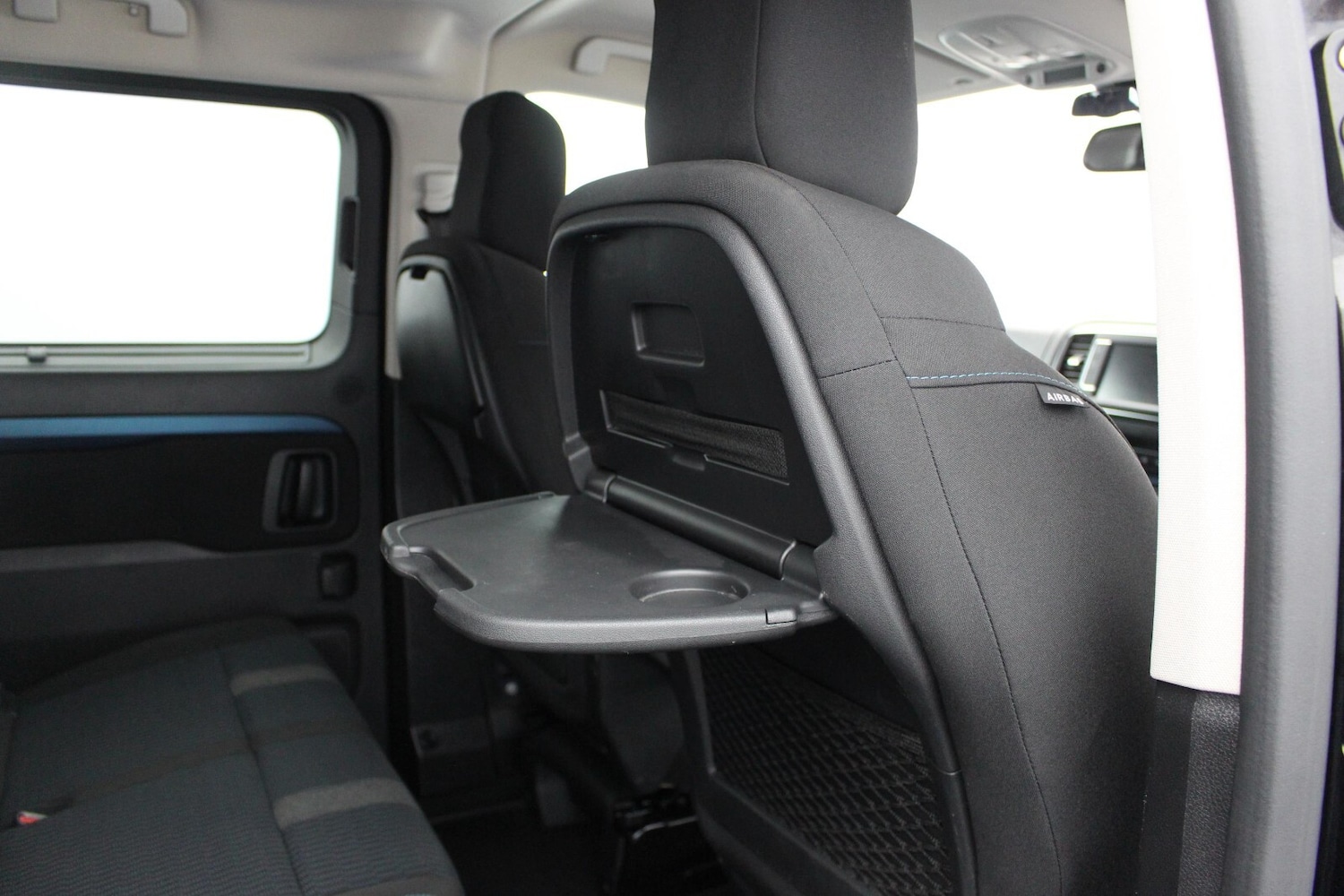 Used Peugeot Traveller 2020 for sale - 76552274: Photo 28