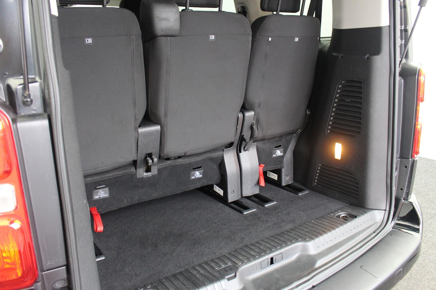 Used Peugeot Traveller 2020 for sale - 76552274: Photo 34