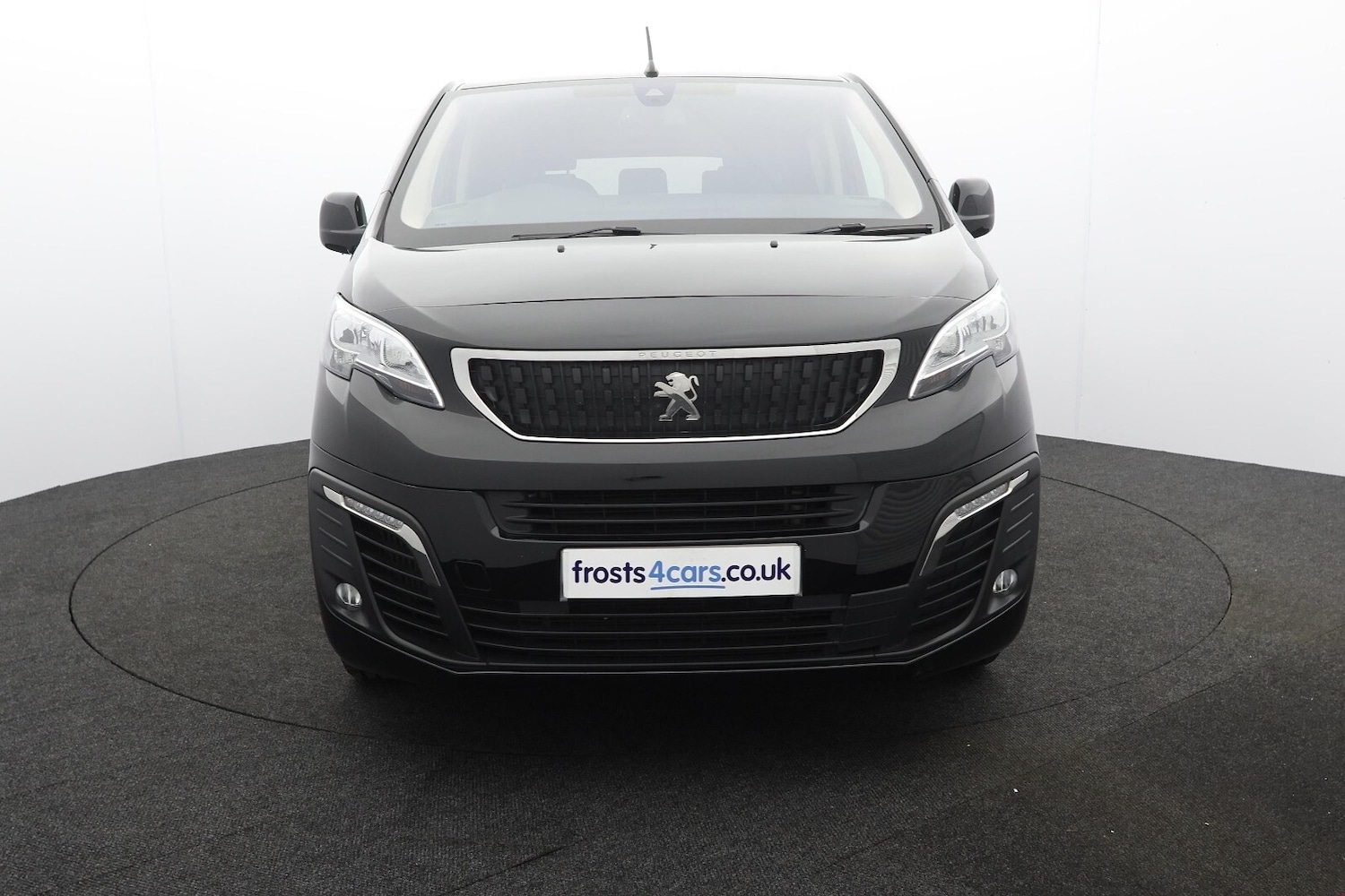 Used Peugeot Traveller 2020 for sale - 76552274: Photo 38