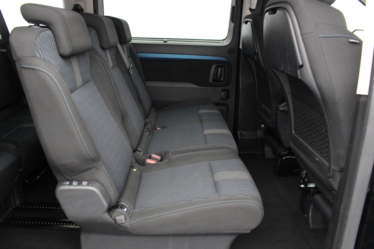 Used Peugeot Traveller 2020 for sale - 76552274: Photo 8