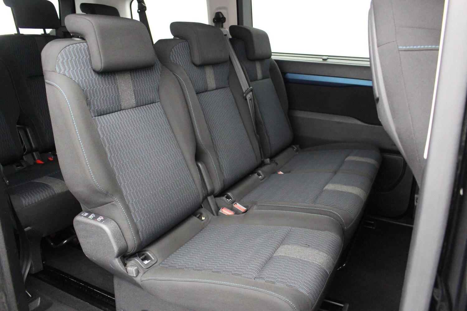 Used Peugeot Traveller 2020 for sale - 76552274: Photo 9