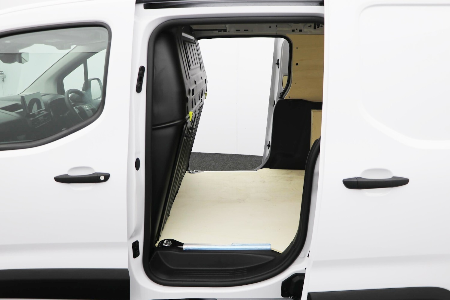 Used Toyota ProAce 2025 for sale - 77588516: Photo 9