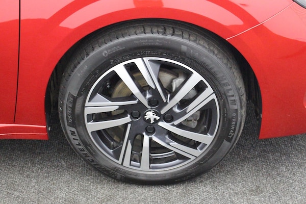 Used Peugeot 208 2023 for sale - 75715386: Photo 37